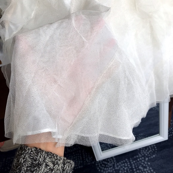 White Cream Prom Dress, SIZE L  - Picture 5 of 8